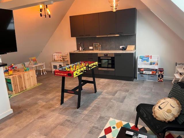 Family Appartement 'Marieo' With Game Room And Outdoor Facilities Gistel Εξωτερικό φωτογραφία
